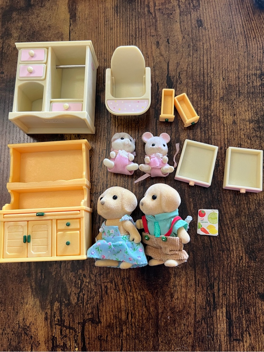 Calico Critter Vintage Items Figures and Accessories